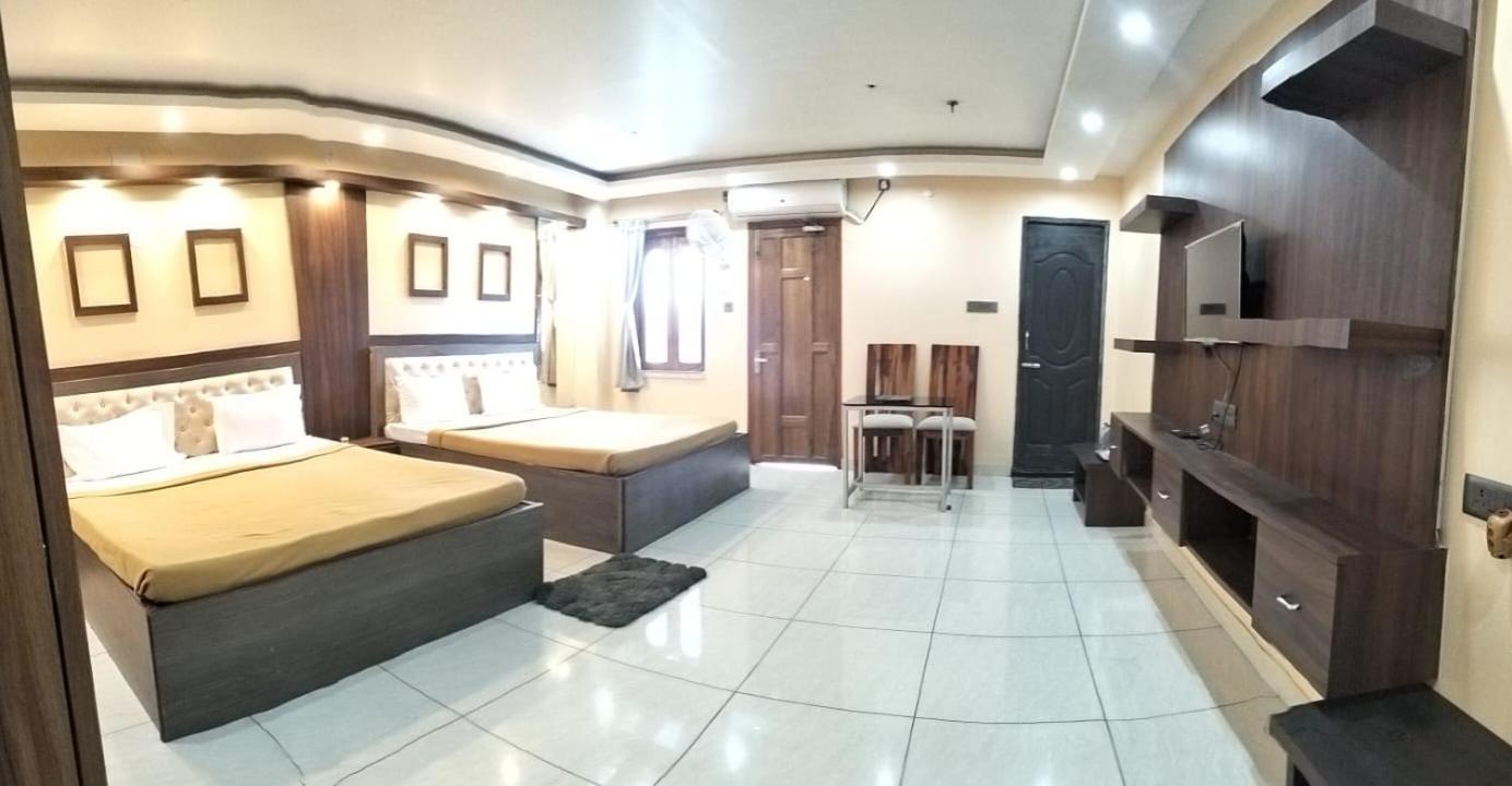 Hotel Trisplanet Kalyani Esterno foto